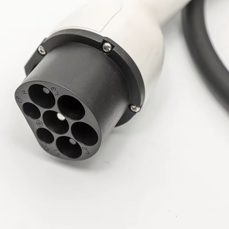 Ładowarka samochodowa Xiping 2 – Fast Charging Cable recenzja i cena
